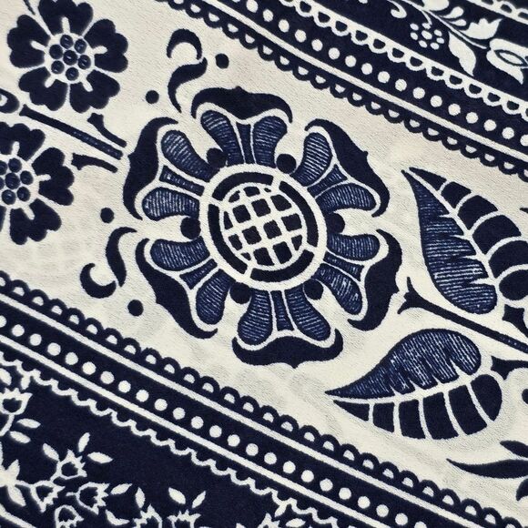 💛PacSun Blue & White Floral Print Lace Lined Sleeveless Top Small - Picture 8 of 10